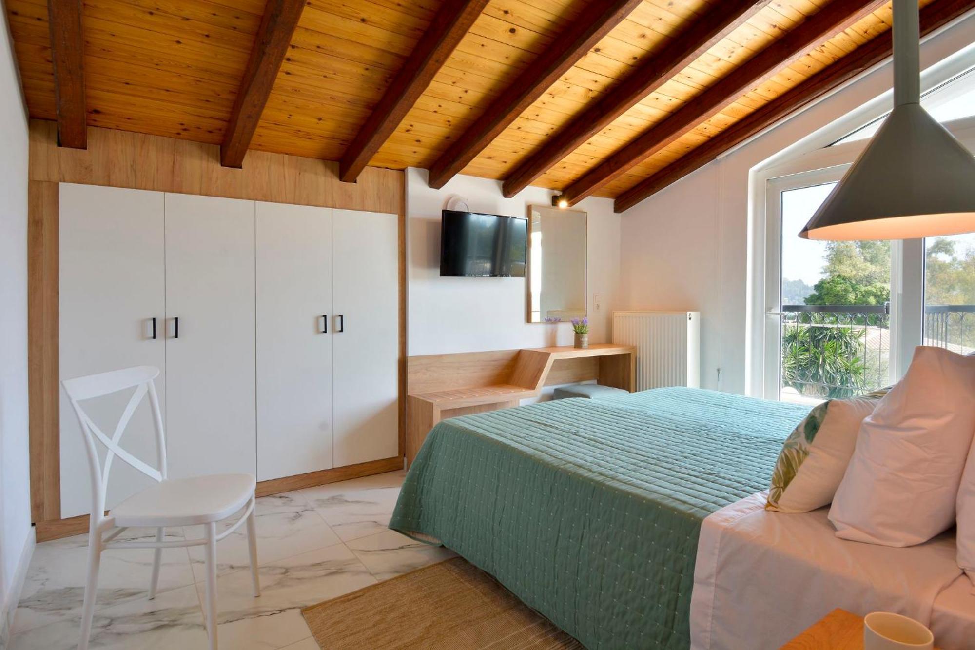 Hotel Orpheus Гувия Екстериор снимка
